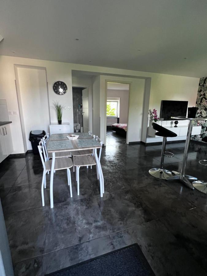 Superbe Appartement Danjoutin Exterior foto